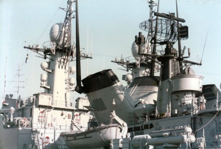 Cazadora_F-35_chimeneaV