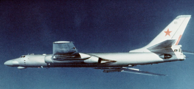 Tupolev_Tu16_Badger