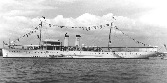 USS_Isabel_PY-10_1937