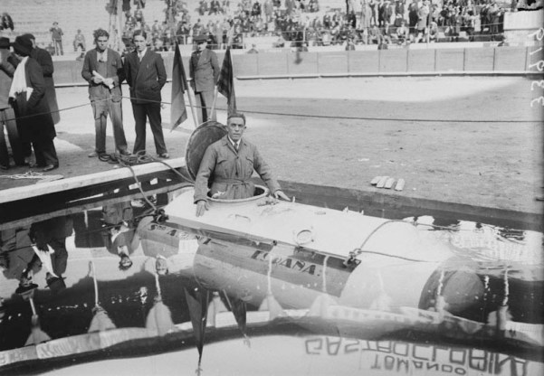 Adrian Alvarez BCN 01