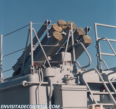 Cohetes antisubmarinos 375 mm