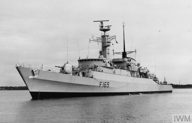 SHIPS OF THE ROYAL NAVY 1945-1989