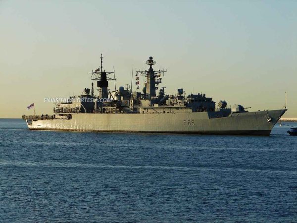 HMS Cumberland F85 01M - JMF