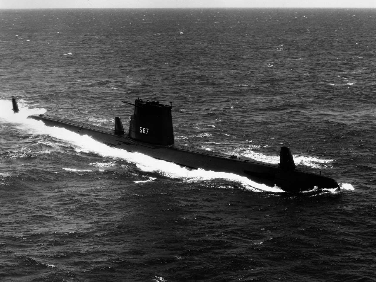 USS Gudgeon SS-567 01 - USN