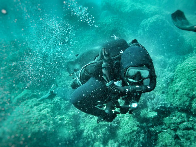 Buzo Armada - Rebreather Crabe