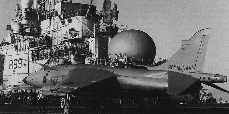 Foch - Sea Harrier 1993 - PMF