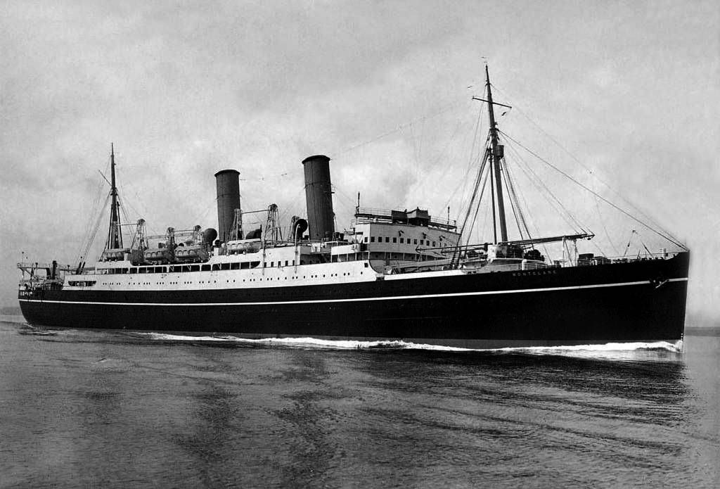 De transatlántico a crucero&nbsp;auxiliar