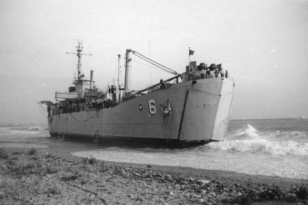 USS Megara ARVE6 01 - NVS