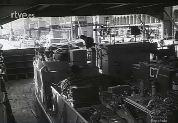 USS San Marcos LSD25 04 - FE