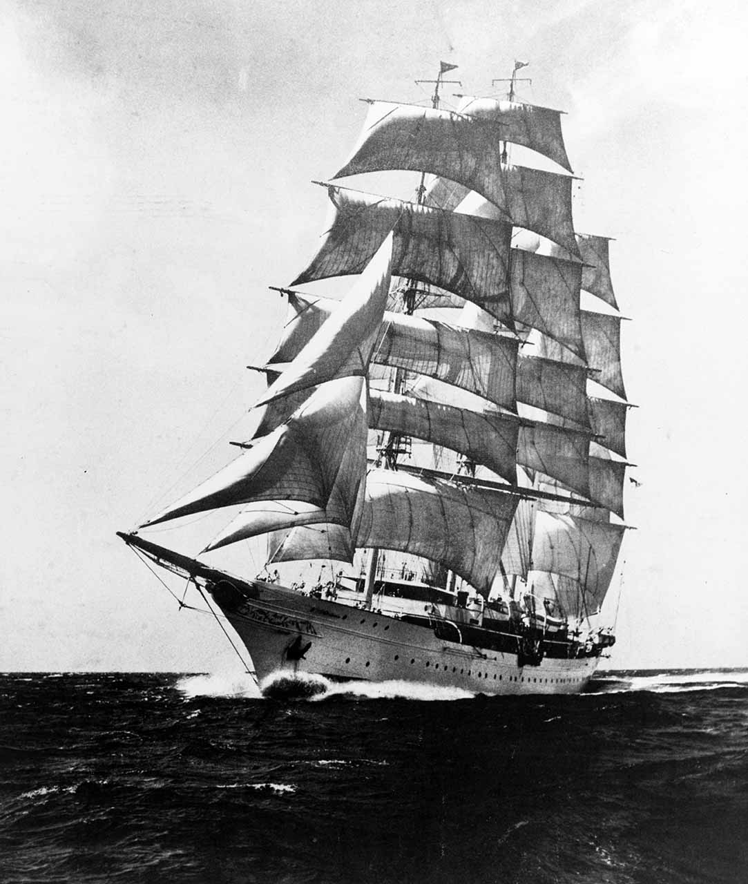 Sea Cloud 02 - NHHC