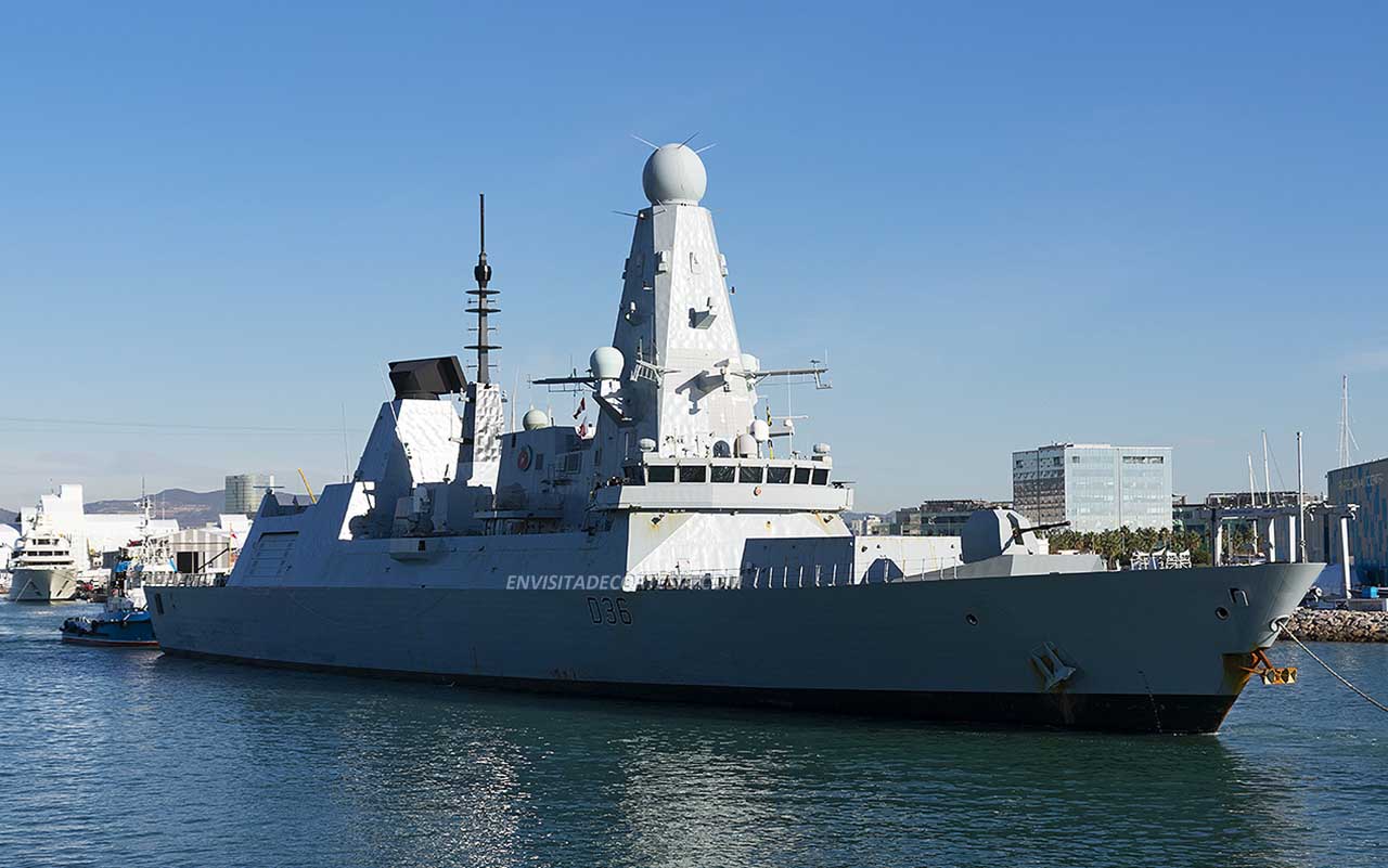 HMS Defender D36 02 - 03-12-2021 - ACV