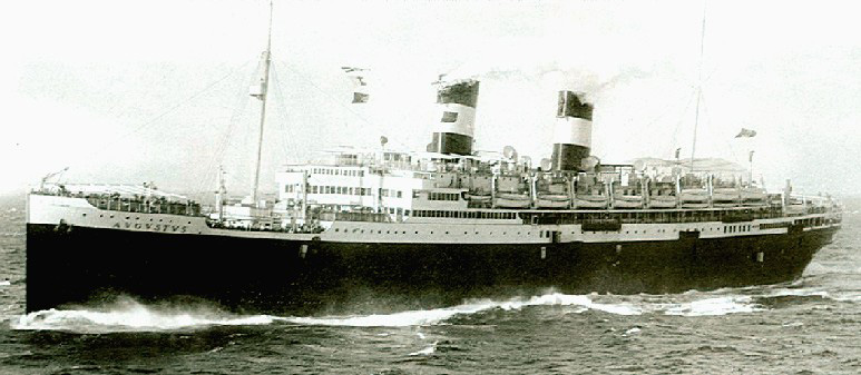 Efeméride: 13 de noviembre de 1927 – transatlántico&nbsp;Augustus