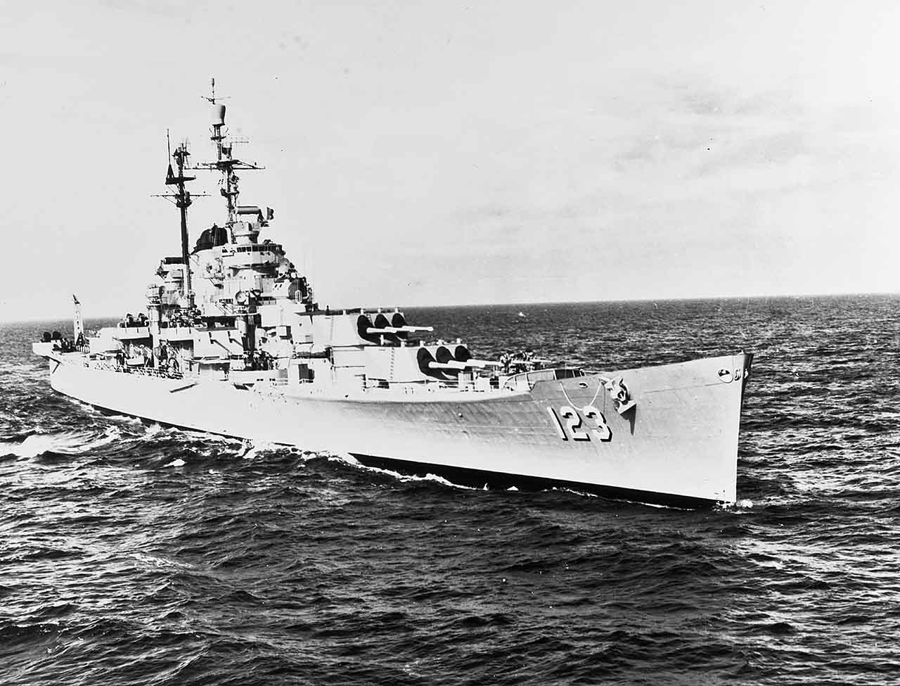 USS Albany CA123 01 - NHHC