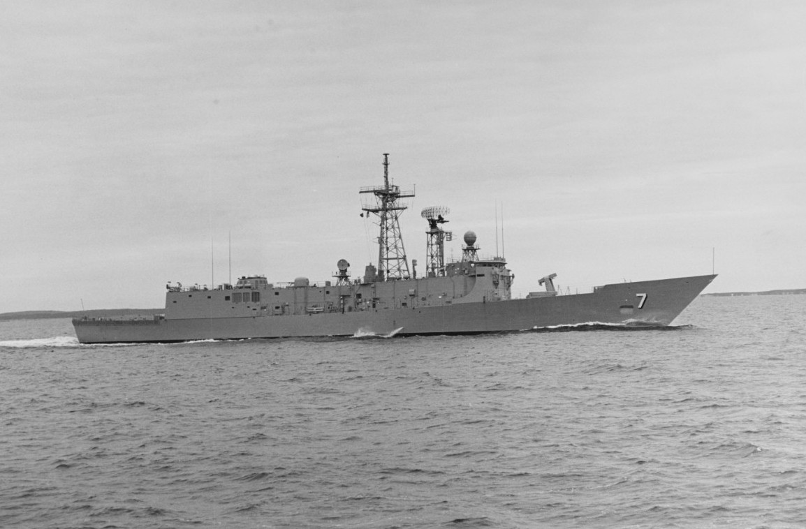 USS Oliver Hazard Perry FFG7 12 - NHHC