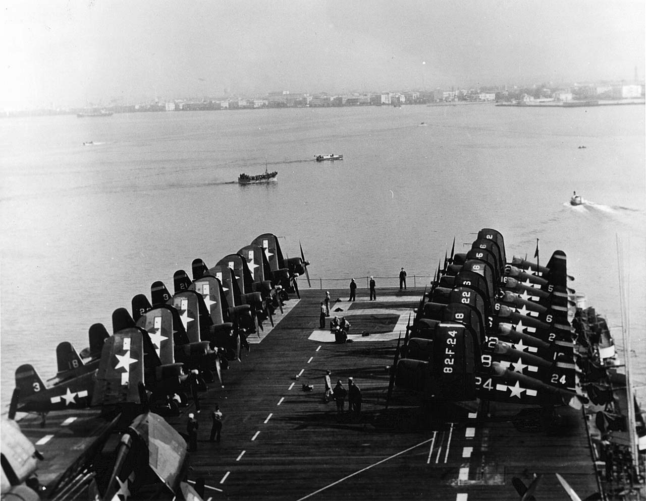 USS Randolph CV-15 04