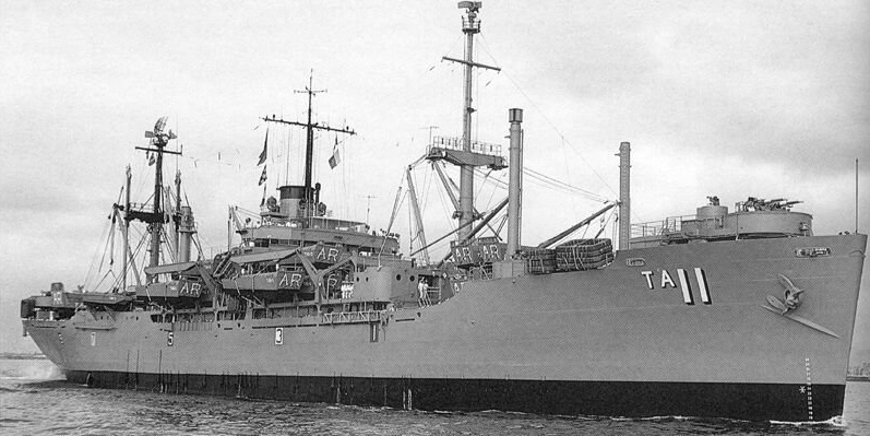 Un barco de película: el transporte de ataque&nbsp;Aragón