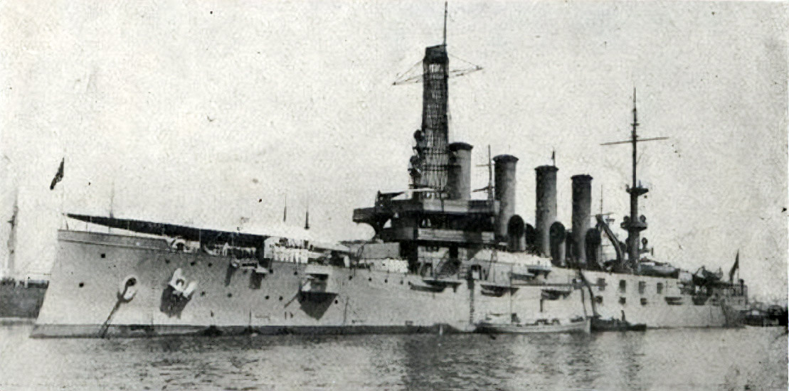 USS Tennessee 01